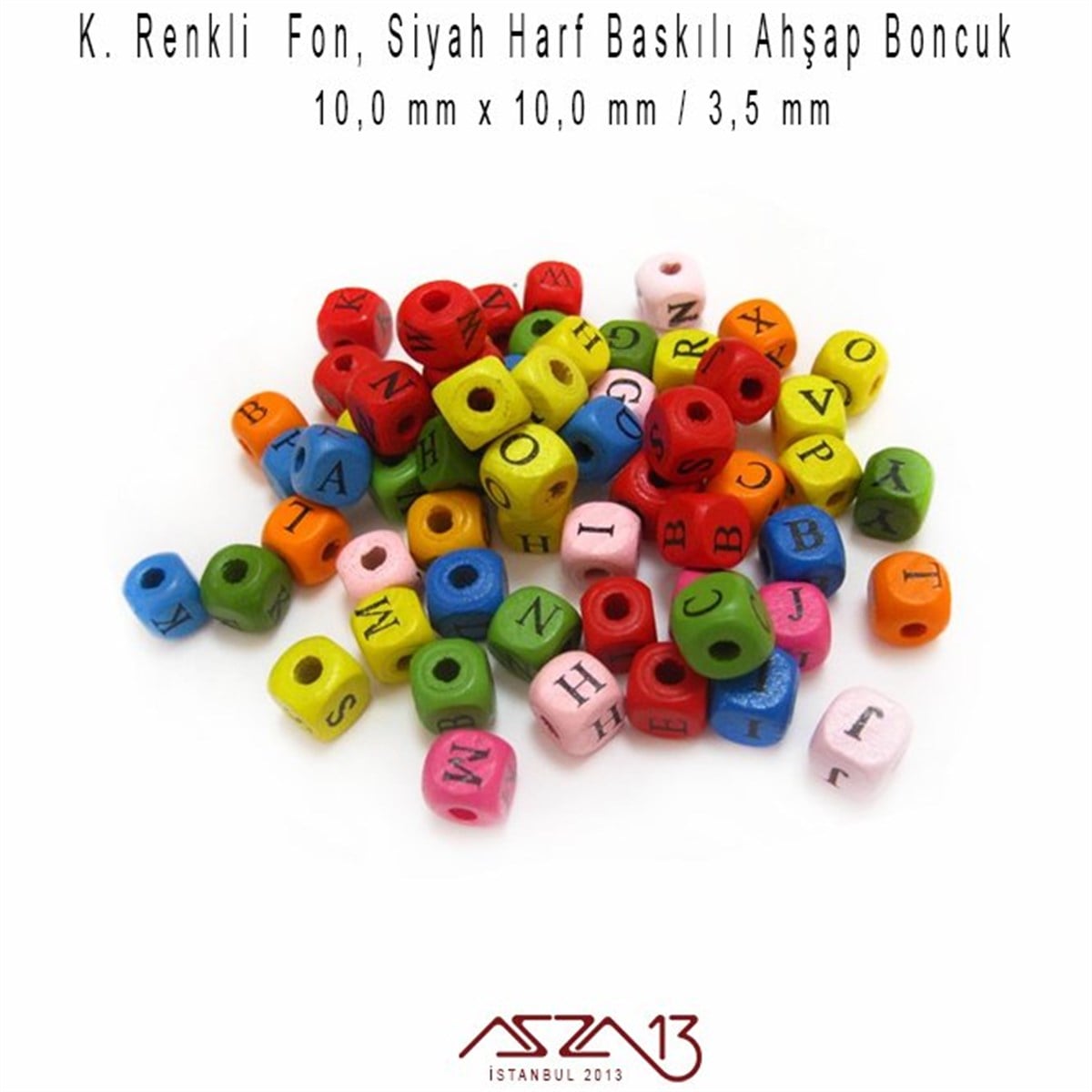 Küp Formunda 10 mm Karışık Renkli Fon, 95 Adet Siyah Renk Harf Baskılı Ahşap (Tahta) Boncuk (50 Gr)