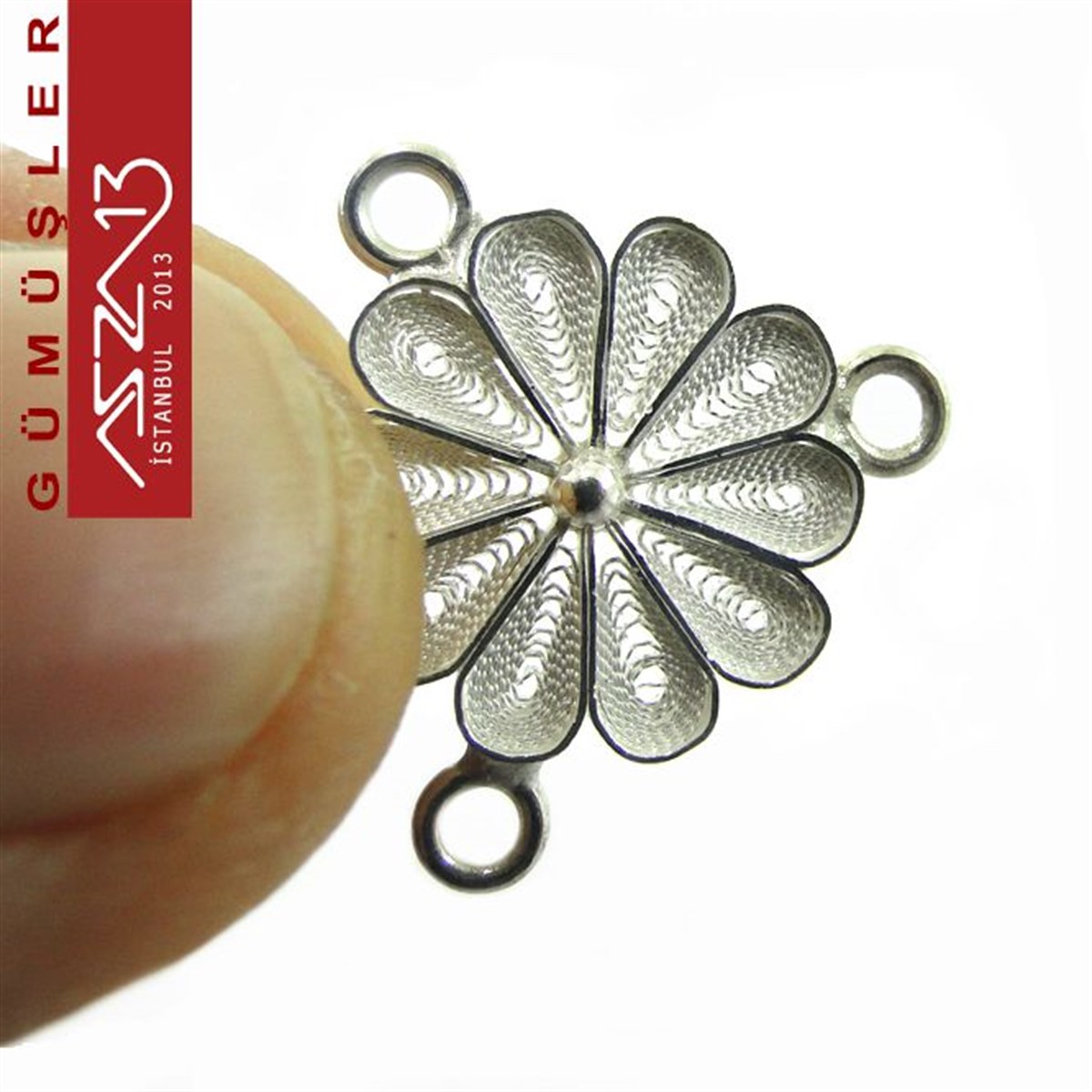 1,5 cm Çiçek Motifli Üç Kulplu, 925 Gümüş Telkari Fligran (2,05 gr)