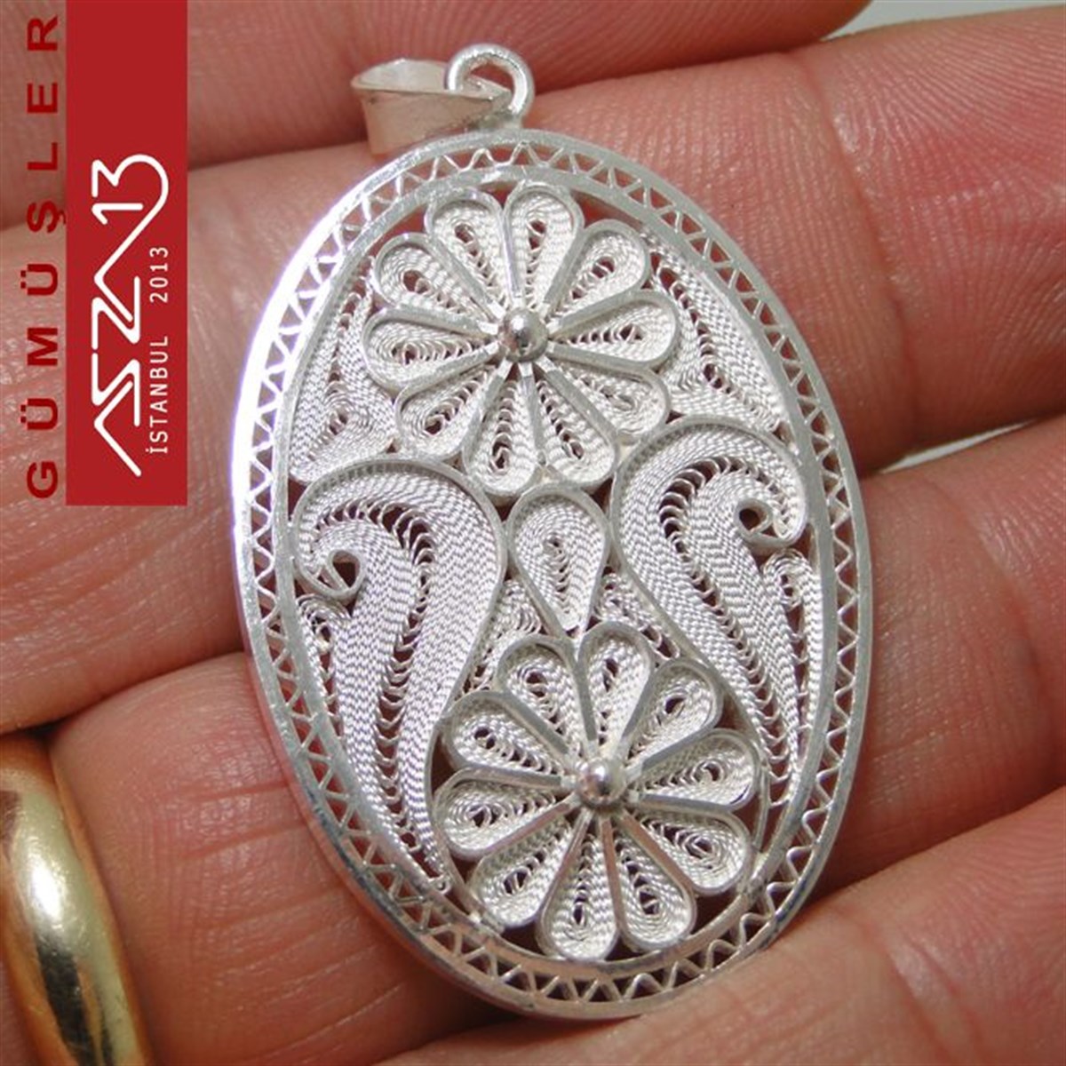 3,8x2,8 cm Dikey İki Çiçek Motifli Oval, 925 Gümüş Telkari Kolye Ucu Fligran (8,05 gr)