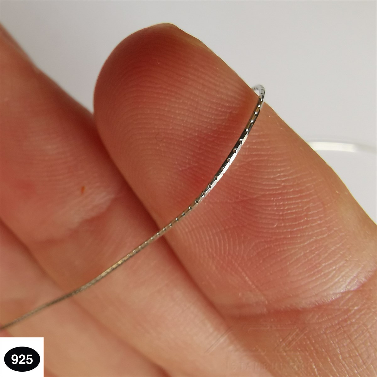 925K Gümüş Üzeri Rodyum Kaplama - Super İnce Yılan Zincir - 0,6 mm x 45 cm - 1 Adet