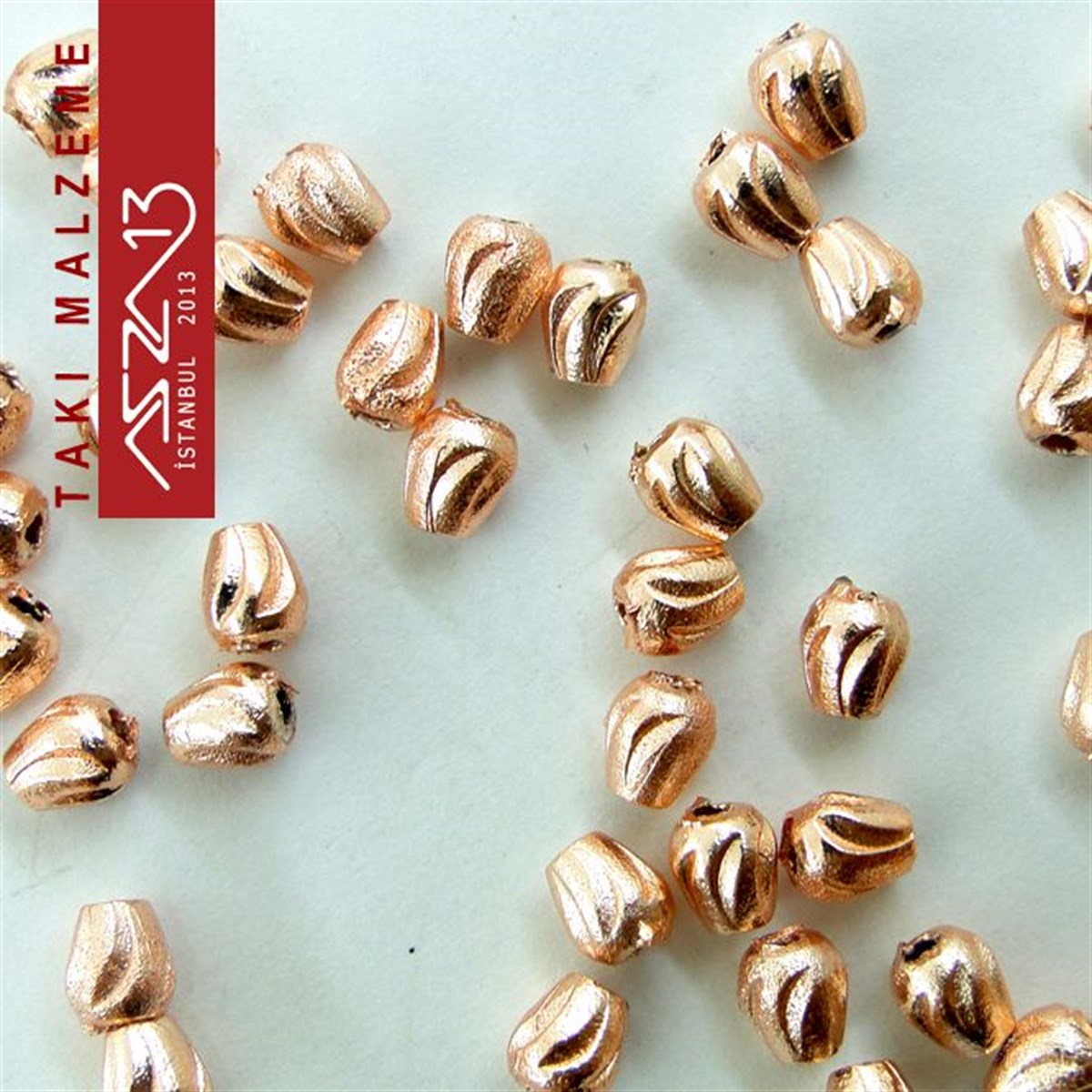 Rose Altın Kaplamalı Delikli Damla Pirinç Boncuk / Paket İçeriği 10 Adet