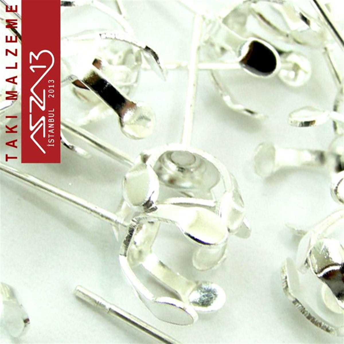 Gümüş Kaplamalı, 8 mm Tırnaklı Yuva Küpe Kancası / Paket İçeriği 5 Çift