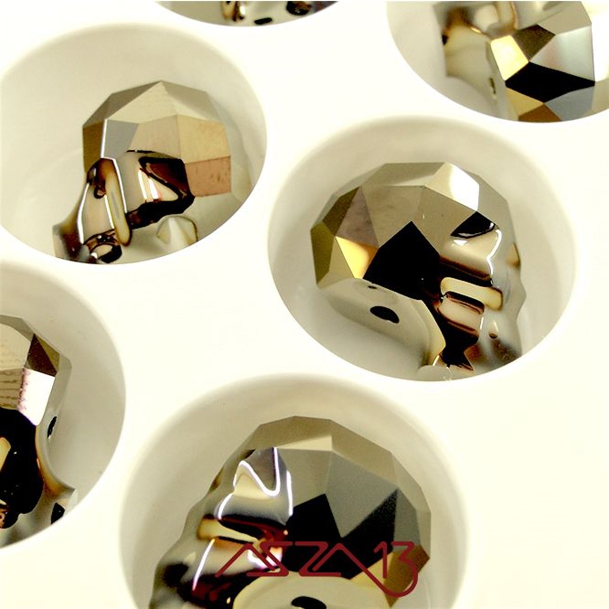 Swarovski 5750 Metallic Light Gold 2x (Skull Bead) 13 mm Kurukafa Boncuk