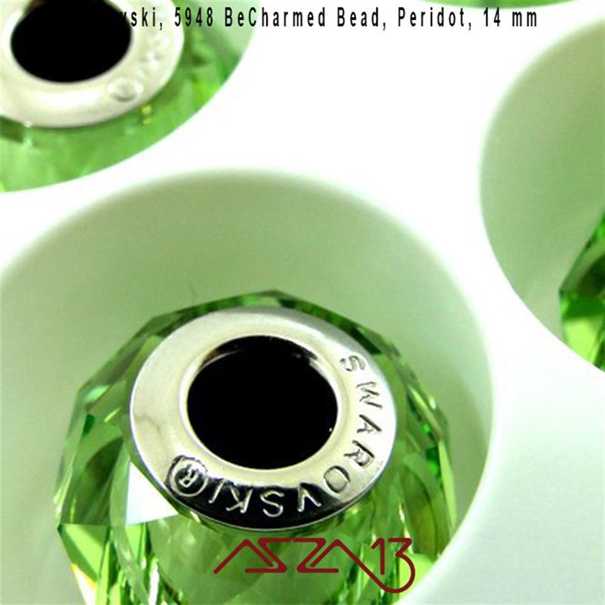 Swarovski 5948 Peridot (BeCharmed Briolette Bead) 14 mm Pave