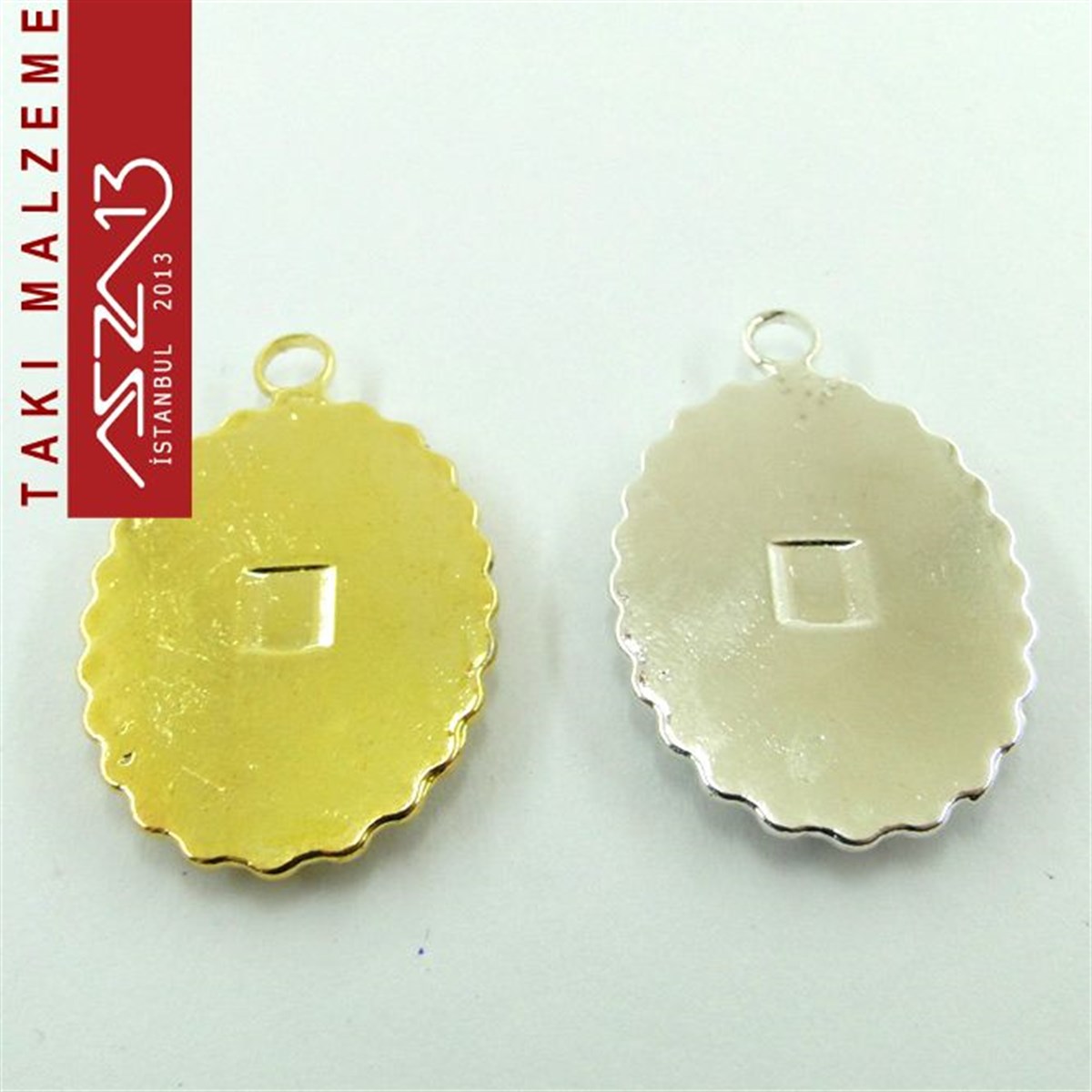 Altın - Gümüş Kaplamalı 40x27 mm Oval Kaboşon Yuva, Taş Ölçüsü 23x16 mm / Paket İçeriği 1 Adet