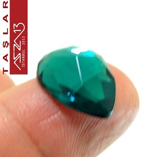 10 Adet 13x18 mm Yeşil Renk Damla Akrilik Taş (5 gr)