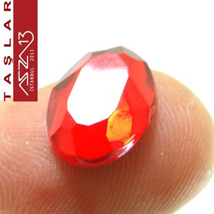 20 Adet 10x14 mm Kırmızı Renk Oval Akrilik Taş (6,8 gr)