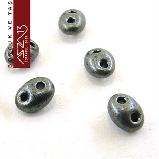 65 Adet 2,5x5 mm Metalik Gri Renkli Twin Cam Boncuk (3,8 gr)