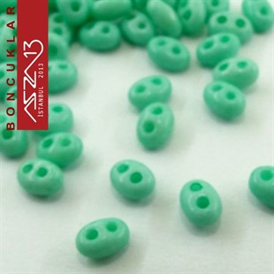 65 Adet 2,5x5 mm Yeşil Renkli Twin Cam Boncuk (3,8 gr)