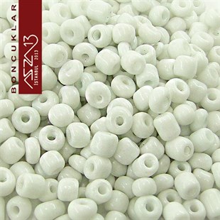 6/0 (4,1 mm) Beyaz Kum Cam Boncuk