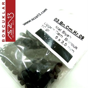 Mat Siyah Opak 3,5x3,5 mm Üçgen Prizma Cam Boncuk / Paket İçeriği 160 Adet