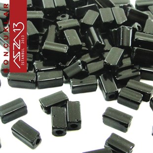 Metalik Siyah Opak 2,6x5,0 mm Dikdörtgen Prizma Cam Boncuk / Paket İçeriği 230 Adet