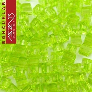 Yeşil Şeffaf 2,6x2,6 mm Küp (Kare) Cam Boncuk / Paket İçeriği 350 Adet