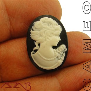 Siyah Cameo 18x24 mm / Paket İçeriği 1 Adet