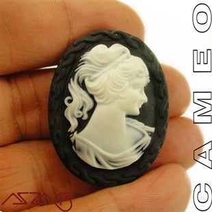 Siyah Cameo 32x40 mm / Paket İçeriği 1 Adet