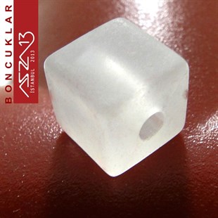 8x8 mm, Epoxy, Beyaz Küp Boncuk / Paket İçeriği 10 Adet