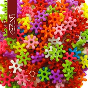 Karışık Renk, Akrilik, 7 mm Kar Tanesi Boncuk (25 gr) / Paket İçeriği 550 Adet