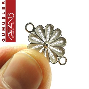 1,5 cm Çiçek Motifli Çift Kulplu, 925 Gümüş Telkari Fligran (1,85 gr)