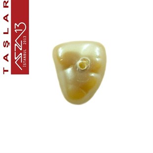 30 Adet 6x8 mm Somon Renk Amorf Üçgen Yüzeyi Pütürlü Cam İnci Boncuk (9 gr)