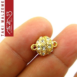 Altın Kaplamalı,1.0x1,5 cm Kristal Taşlı, Mıknatıslı Top Kilit / Paket İçeriği 1 Adet