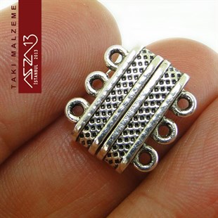 Antik Gümüş Kaplama, 1.6x1.8 cm, Mıknatıslı Üç Kulplu Kilit / Paket İçeriği 1 Adet