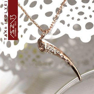 Rose Altın Kaplama Kristal Taşlı Fildişi Kolye (Zincir Boyu 45+5 cm)