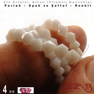 4x4 mm - Kristal - Opak Beyaz - Bikon (Piramit) Boncuk / 115 Adet