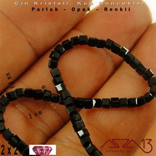 2x2 mm - Kristal - Opak Siyah - Küp Boncuk / 195 Adet