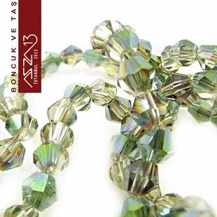 4x4 mm - Kristal - Efektli Şeffaf Yeşil - Bikon (Piramit) Boncuk / 115 Adet