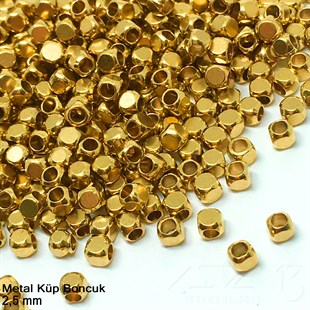 Metal Boncuk - Küp - 2,5 mm - Altın Renk Kaplama / 500 Adet