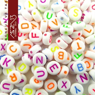 365 Adet 7 mm Beyaz Fon, Karışık Neon Renk Harfli Yassı Yuvarlak Boncuk (50 Gr)