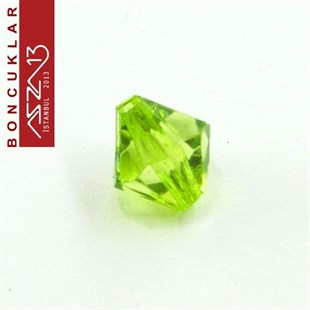 Bikon (Piramit), 8 mm, Açık Yeşil Boncuk / Paket İçeriği 110 Adet