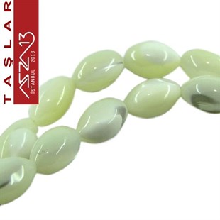 56 Adet 6 mm Beyaz Renk Oval Sedef Taş Boncuk (8 gr)