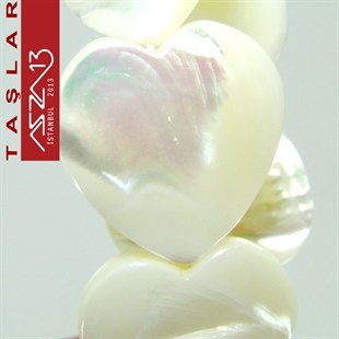 22 Adet 20 mm Beyaz Renk Kalp Şekilli Sedef Doğal Taş (60 gr)