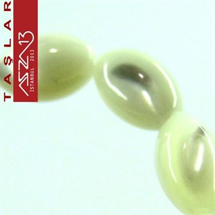 56 Adet 6 mm Beyaz Renk Oval Sedef Taş Boncuk (8 gr)