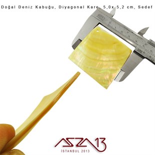 Diyagonal Kare Doğal Deniz Kabuğu 5,0x5,2 cm / 1 Adet