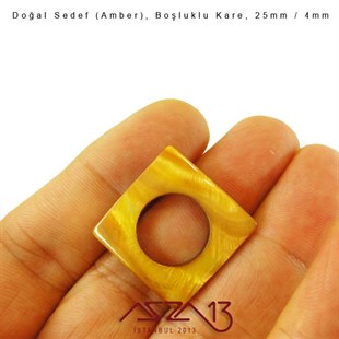 25 mm Amber, Doğal Sedef Boşluklu Kare Boncuk / Paket İçeriği 3 Adet
