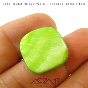 20 mm Çimen Yeşili, Doğal Sedef Rhombus Boncuk / Paket İçeriği 4 Adet