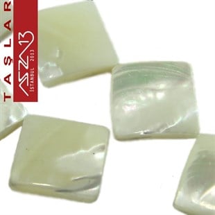 22 Adet 14 mm Beyaz Renk Kare Sedef Doğal Taş (35 gr)