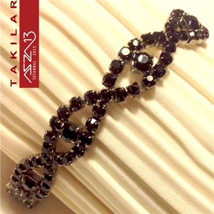 Kristal Siyah Taşlı Oval Halka Bileklik