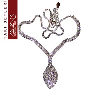 Gümüş Kaplama ve Şeffaf Kristal Taşlı Küpe ve Kolye Takı Seti (Düğün Takısı)