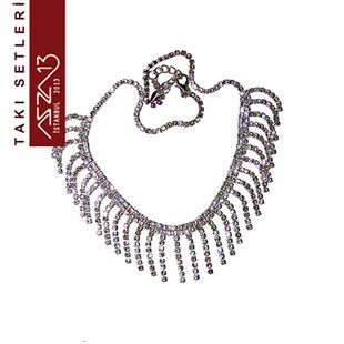 Gümüş Kaplama ve Şeffaf Kristal Taşlı Küpe ve Kolye Takı Seti (Düğün Takısı)