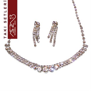 Gümüş Kaplama ve Şeffaf Kristal Taşlı Küpe ve Kolye Takı Seti (Düğün Takısı)