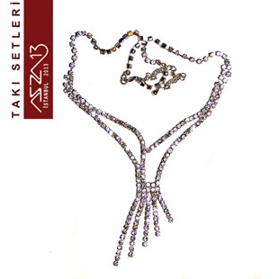 Gümüş Kaplama ve Şeffaf Kristal Taşlı Küpe ve Kolye Takı Seti (Düğün Takısı)