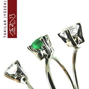 Emerald ve Zirkon Üç Taşlı Çelik Yüzük