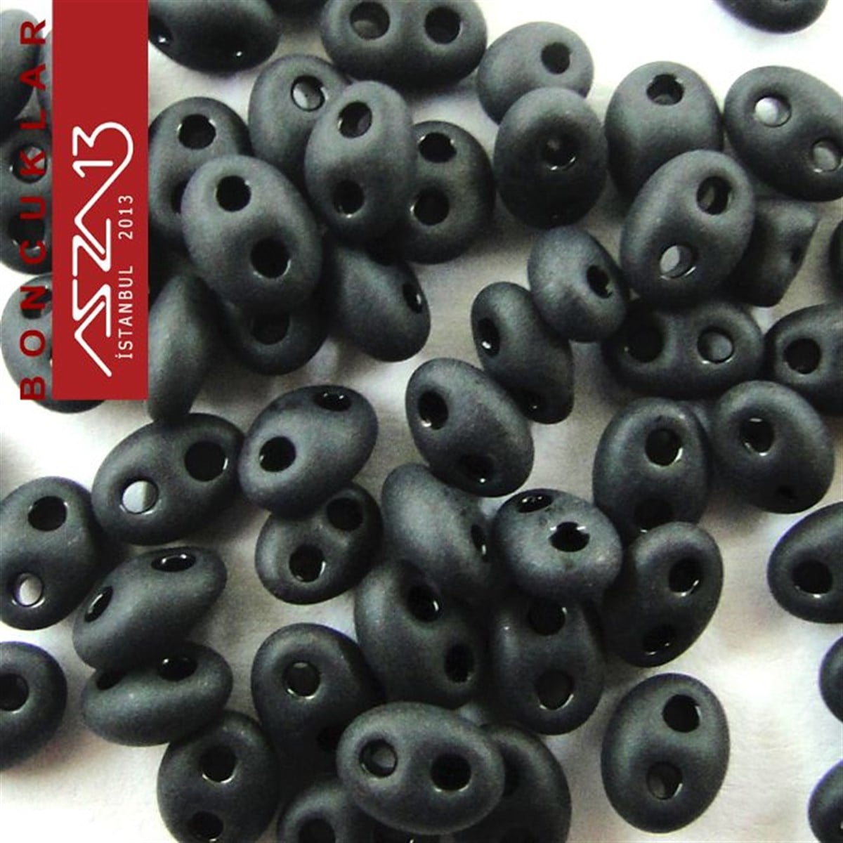 Cam Çift Delikli Twins BoncukBONCUK ve TAŞPreciosa65 Adet 2,5x5 mm  Siyah Renkli Twin Cam Boncuk (3,8 gr)