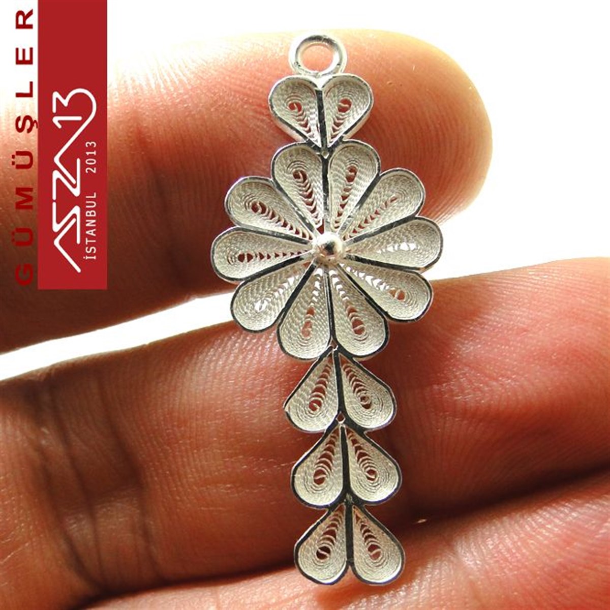 GÜMÜŞ TELKARİ BAĞLANTI PARÇASIGÜMÜŞazza133,5x1,5 cm Tek Çiçek ve Dizi Kalp Motifli, 925 Gümüş Telkari Kolye - Küpe Ucu Fligran (2,85 gr)
