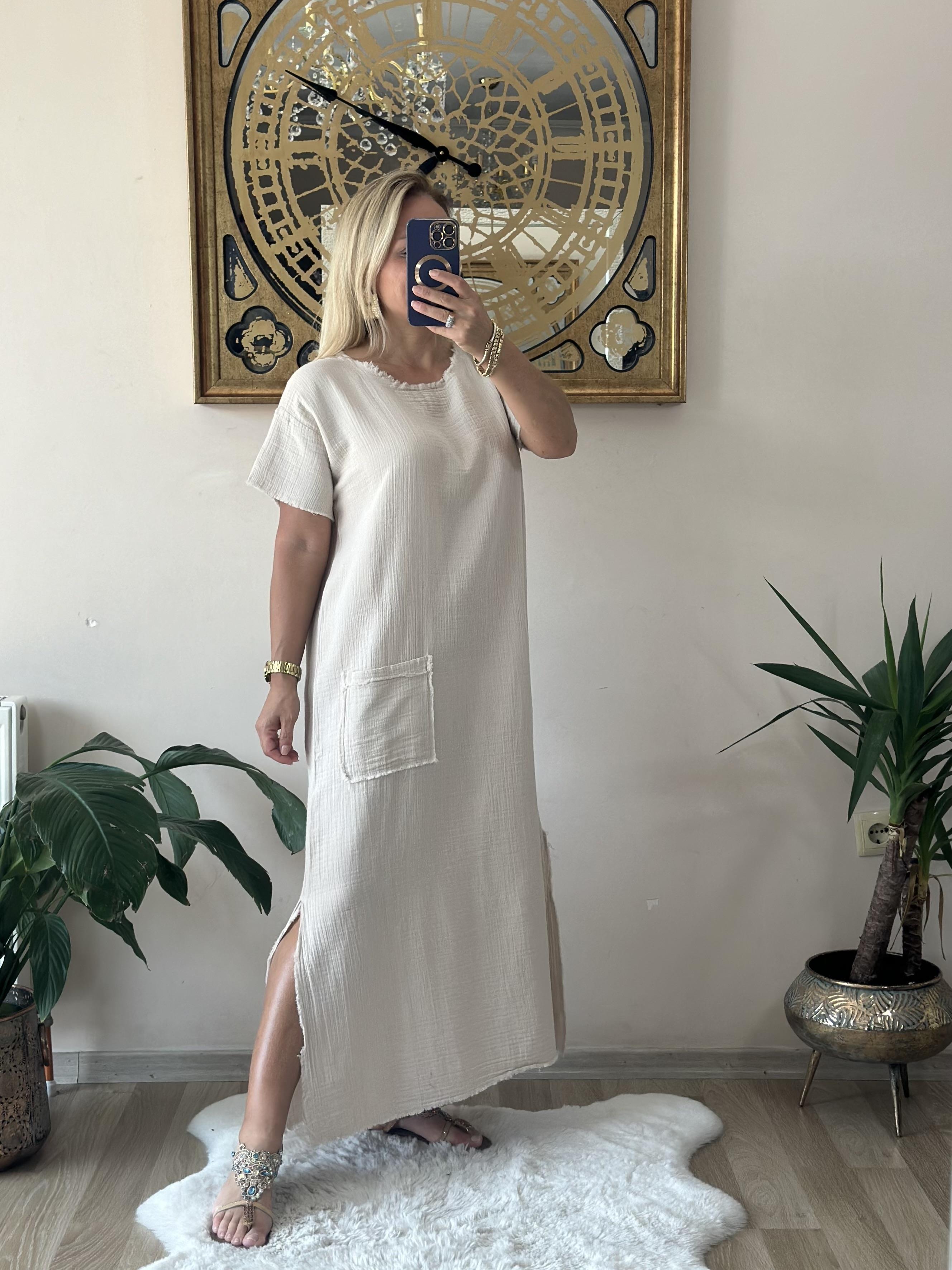 326 Cep Detaylı Müslin Kumaş Bej  Elbise 