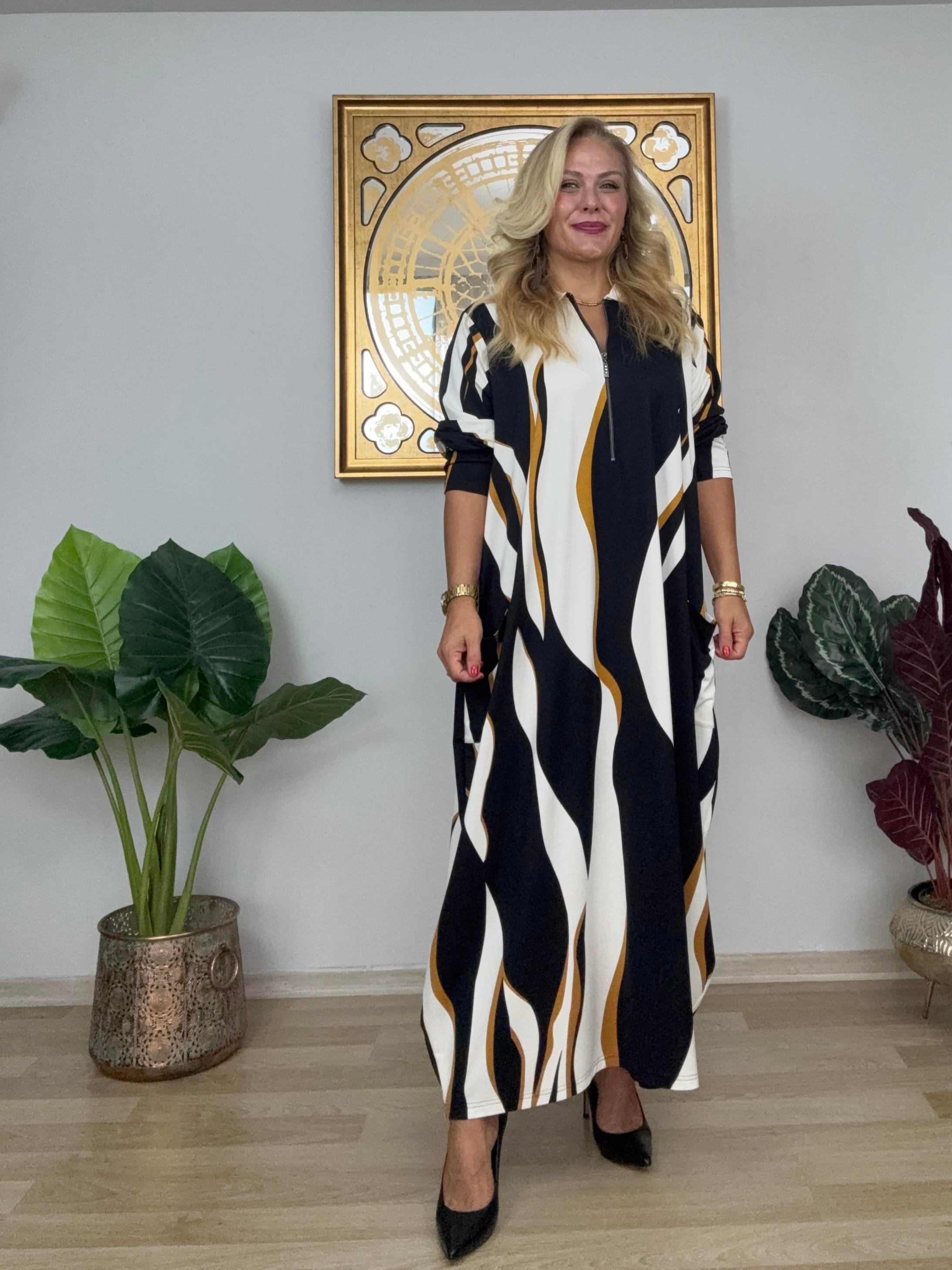 561 Fermuar Yaka Detaylı Elbise