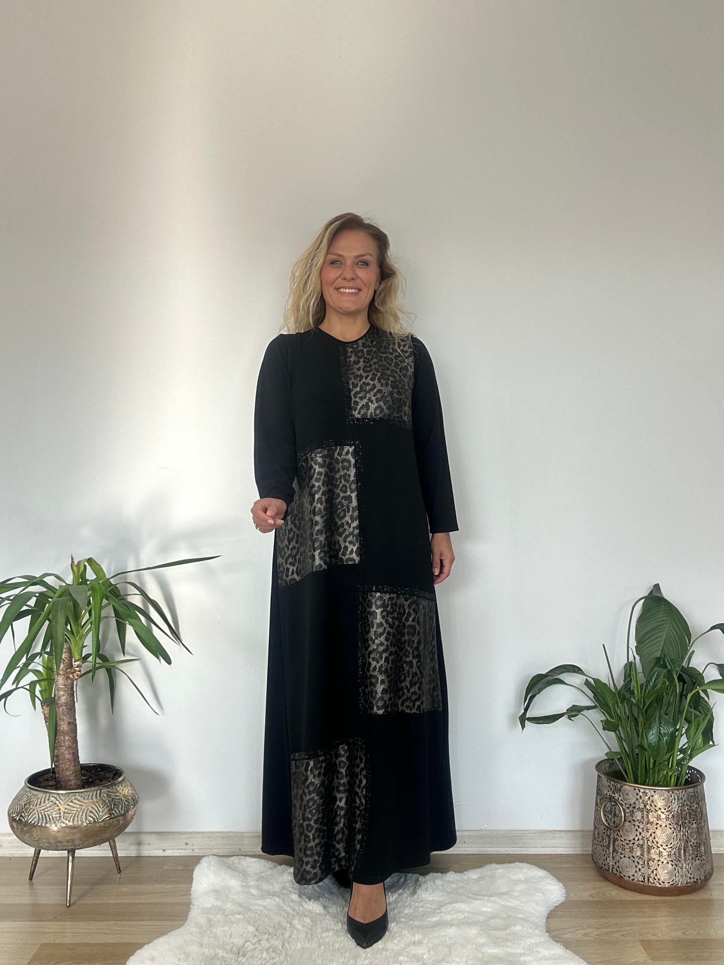 376 Leopar Detaylı Tasarım Elbise 